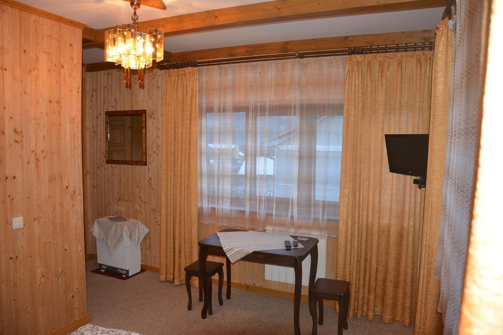 Sadyba Karpatiya Jaremtsche Exterior foto